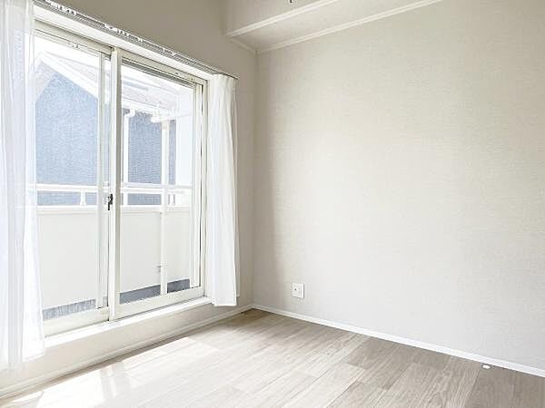 寝室を拡大表示