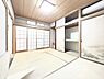 和室：和室スペースです。畳のお部屋は寛げる空間ですね。