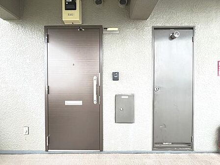 いつも気持ちよくご家族を迎えられる玄関です。