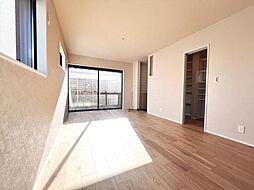 茅ヶ崎市甘沼 戸建　2号棟 3SLDKのリビング/ダイニング