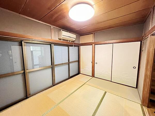 寝室