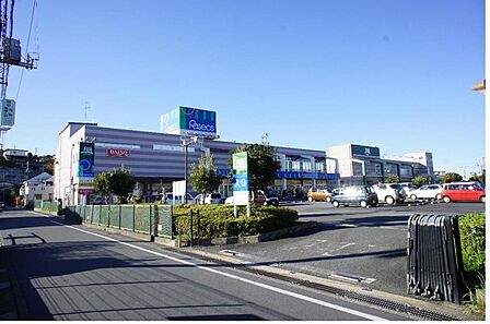 FUJI 戸室店まで約1060m（徒歩14分）