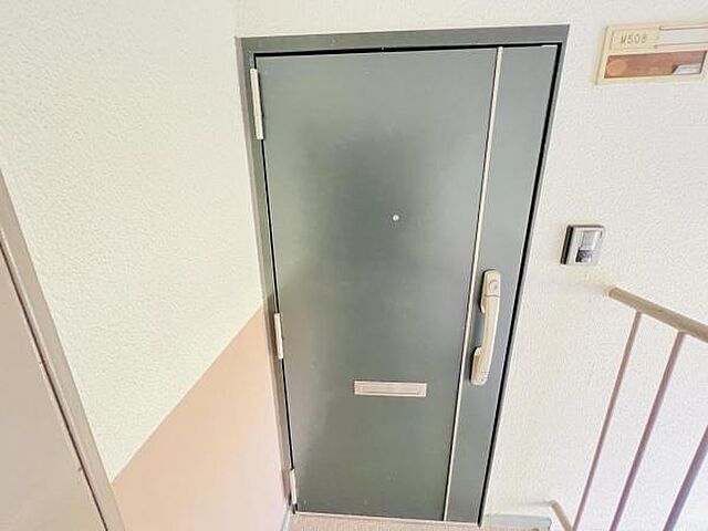 玄関 鵜野森団地 5階/-