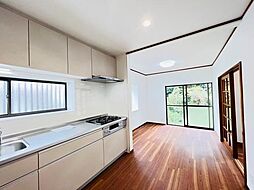 相模原市緑区若葉台3丁目 中古戸建 5DKのリビング/ダイニング