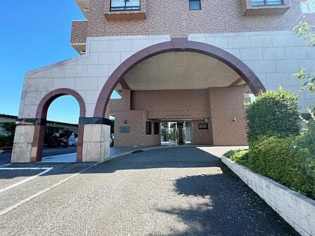 エントランスです。皆様やお客様をお出迎え致します。