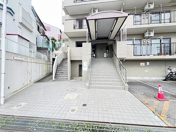 エントランス