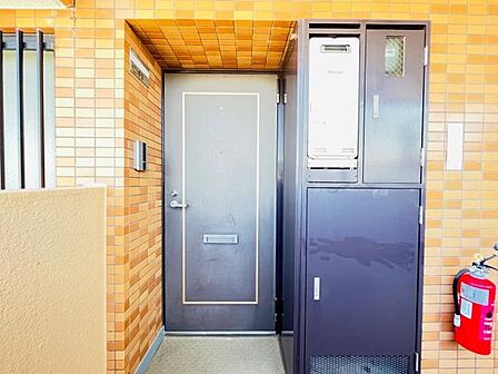 いつも気持ちよくご家族を迎えられる玄関です。