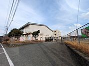 海老名市立上星小学校まで約900m（徒歩12分）