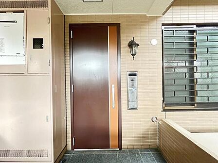 いつも気持ちよくご家族を迎えられる玄関です。