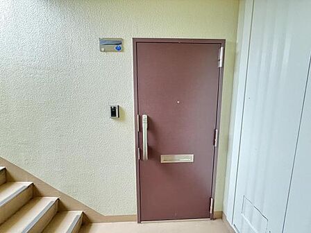 いつも気持ちよくご家族を迎えられる玄関です。