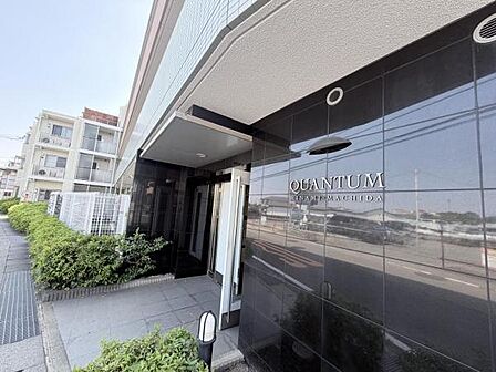 エントランスです。皆様やお客様をお出迎え致します。
