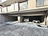 駐車場：カースペース付き(車種による)。お車でのお出かけもお楽しみいただけます。