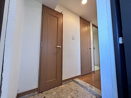 いつも気持ちよくご家族を迎えられる玄関です。
