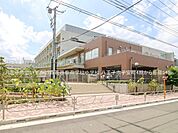 八王子市立いずみの森義務教育学校小学校まで約540m（徒歩7分）
