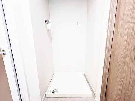 お天気を気にせずお洗濯ができ、室内干し可能です。