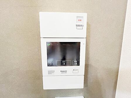 ご来客者確認できるTVモニター付きインターフォン。