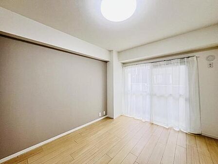 寝室にもご利用いただける居室スペースです。