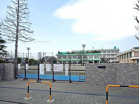 福生市立福生第二小学校まで約1210m(徒歩16分)