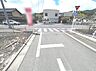 外観：角地につき開放感がございます。