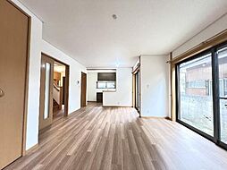 坂戸市関間3丁目 中古戸建 2SLDKのリビング/ダイニング