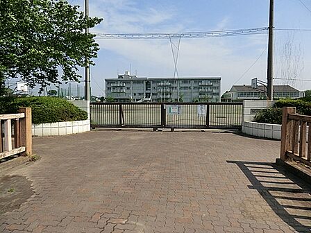 川越市立大東西中学校まで約2120m(徒歩27分)
