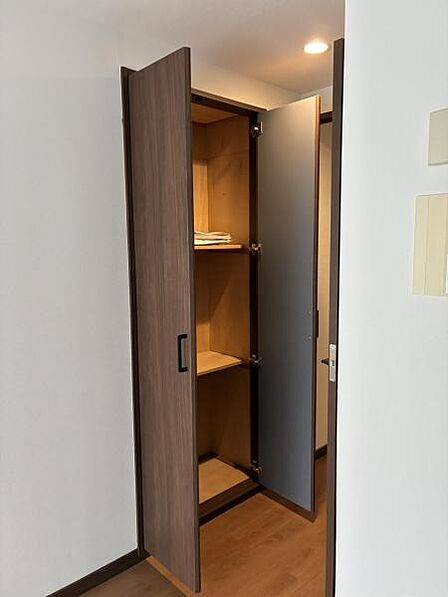 収納豊富な間取りで、室内もスッキリ快適です。