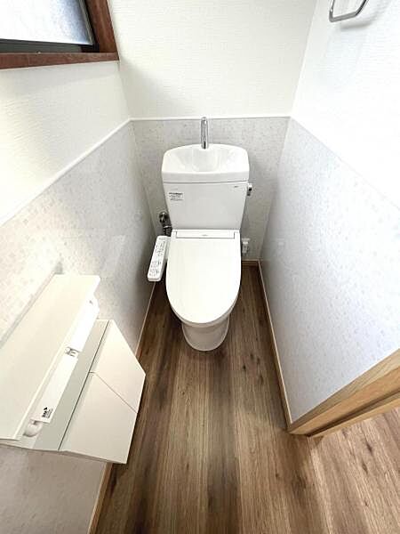 トイレを拡大表示