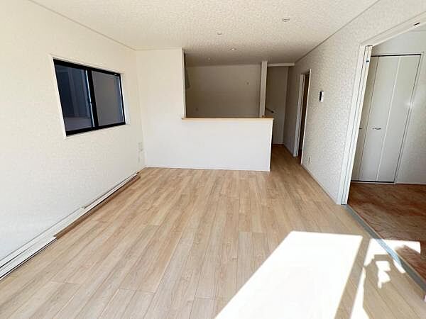 リビング/ダイニングを拡大表示