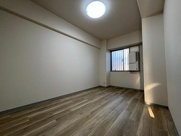 洋室を拡大表示