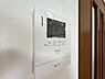 その他：訪問者を確認できるTVモニター付きインターフォンです。