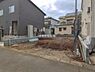 外観：前面道路を含めた現地写真です。