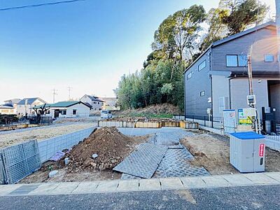 外観：一生懸命建築中です。完成が楽しみですね。