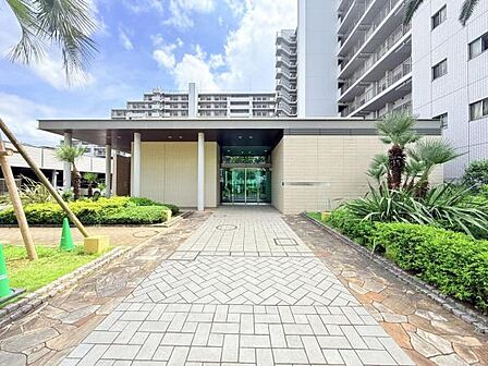 エントランスです。皆様やお客様をお出迎え致します。