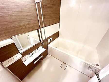 お風呂でほっとひといき。1日の疲れを癒しましょう。