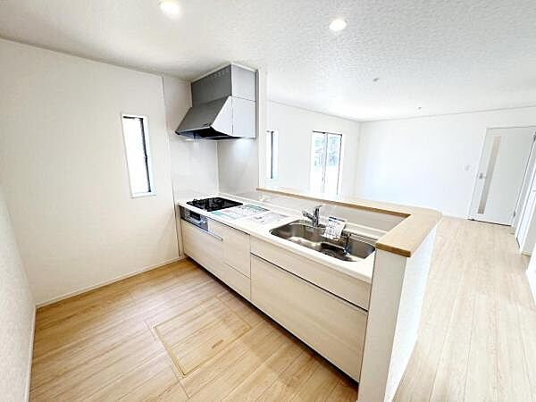 キッチンを拡大表示