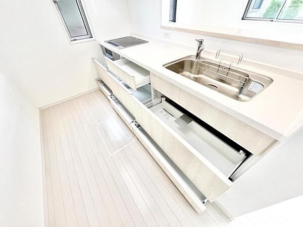 キッチンを拡大表示