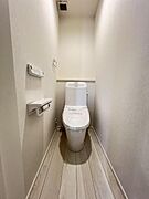 ほっと安らげるトイレ空間です。
