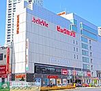 ビックカメラ赤坂見附駅店 徒歩29分。 2260m