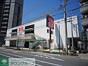 ユニクロ王子神谷店 徒歩12分。ショッピングセンター 900m