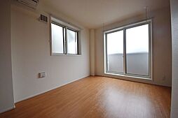 プラカーサ 302 3階1DKのリビング/ダイニング