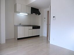 スカイラグーナ 301 3階1DKのリビング/ダイニング