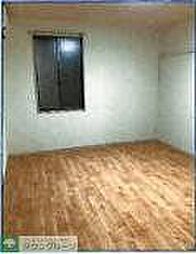 グリーン・フラッツＢ 104 1階1Kのリビング/ダイニング