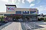 周辺：コモディイイダ小菅店 799m