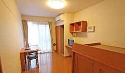 レオパレスｐｅｒｓｉｍｍｏｎ 202 2階1Kのリビング/ダイニング