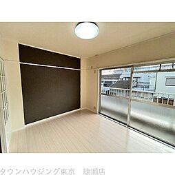 エム・アールコーポ 2階1Kのリビング/ダイニング