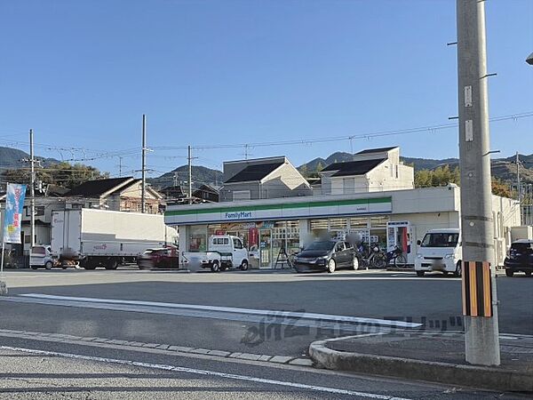 画像22:ファミリーマート桜井阿部店まで300メートル