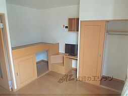 近鉄奈良線 新大宮駅 徒歩13分の賃貸アパート 1階1Kのリビング/ダイニング