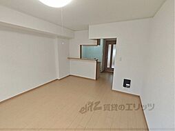 ビサイド法隆寺 2階1LDKのリビング/ダイニング