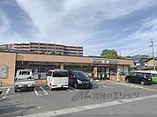 セブンイレブン　奈良あやめ池南6丁目店まで650メートル