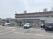 ローソン　奈良大安寺三丁目店まで200メートル